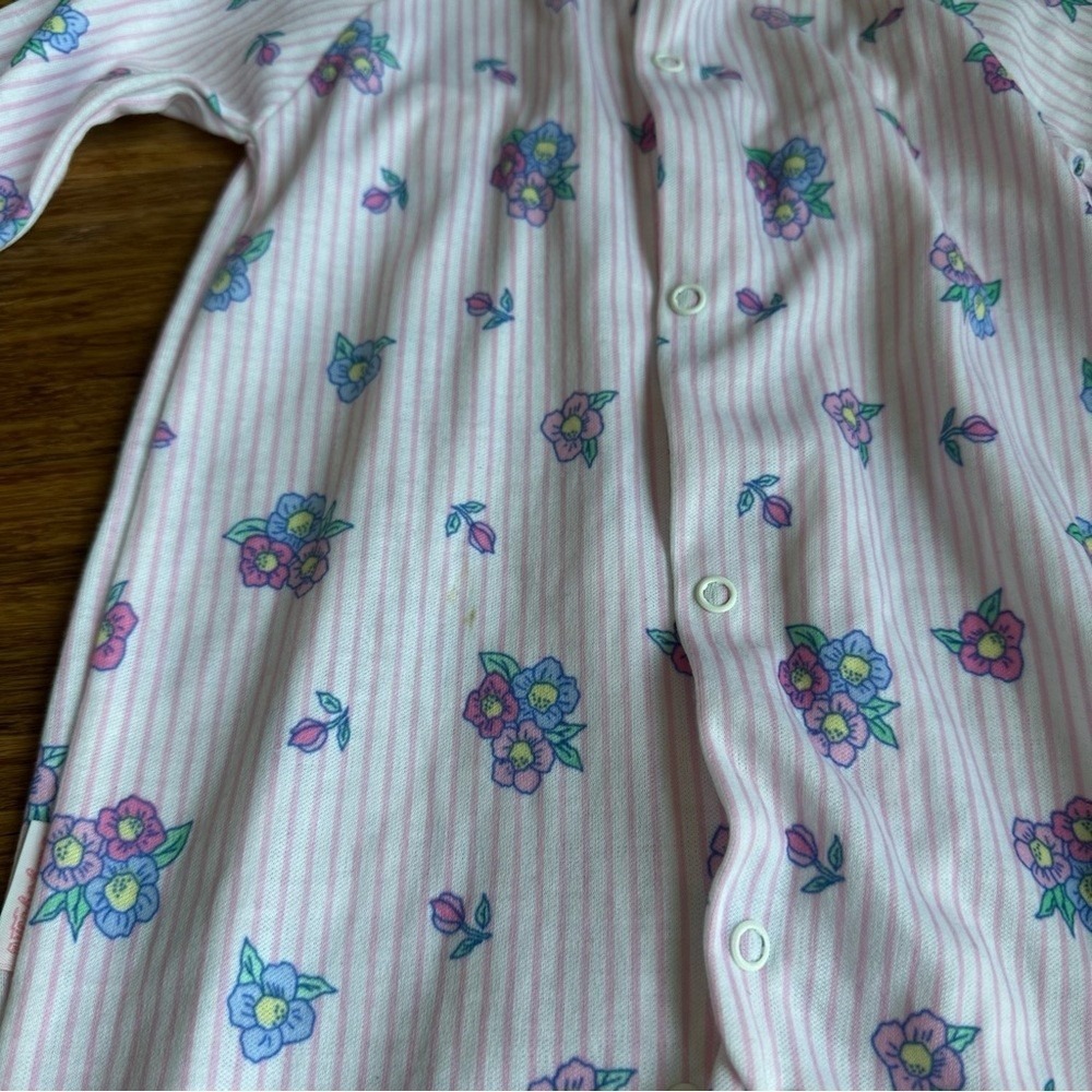 NWT VINTAGE BABY B'GOSH 3-6 Month  Ruffle Floral Footie - Picture 9 of 10